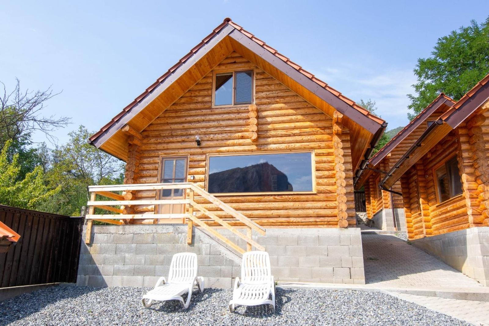 Long Rock Chalets 里梅泰亚 外观 照片