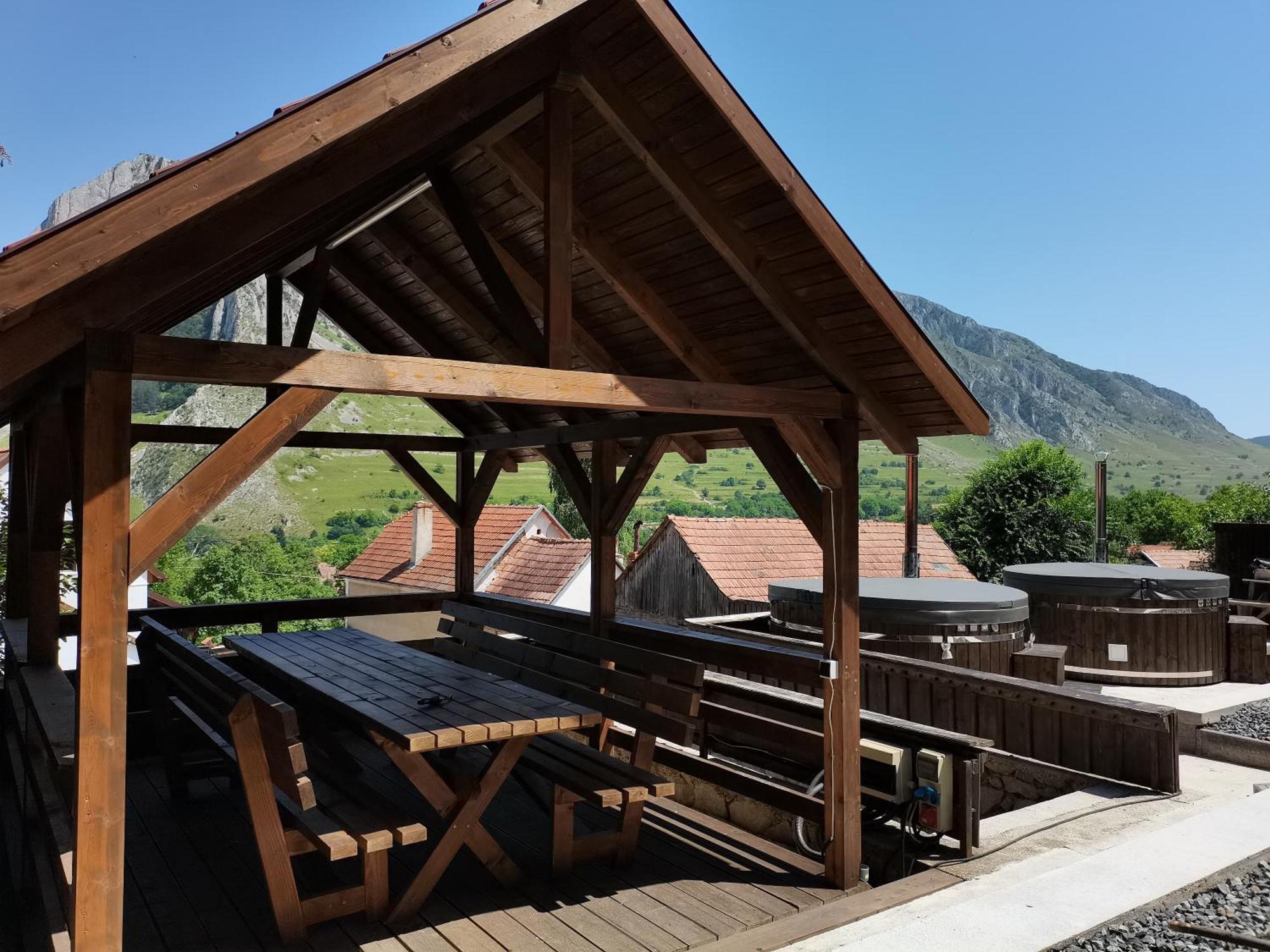 Long Rock Chalets 里梅泰亚 外观 照片