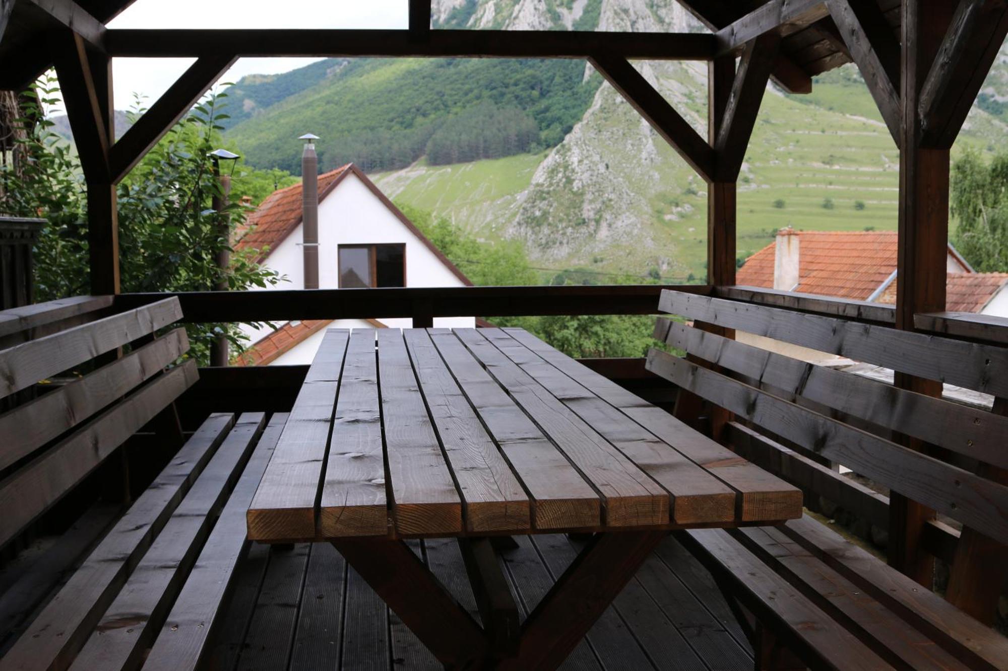 Long Rock Chalets 里梅泰亚 外观 照片